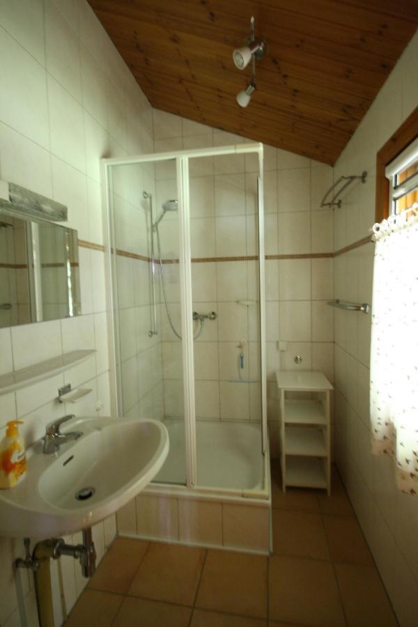 Bungalow; Haus 111 Ferienpark Twistesee, Бад-Арользен Экстерьер фото